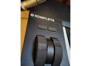 Native Instruments Komplete Kontrol A49 (92742)