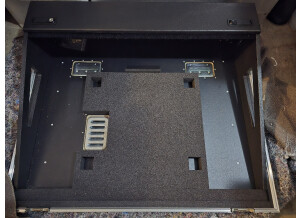 Behringer Wing (76445)