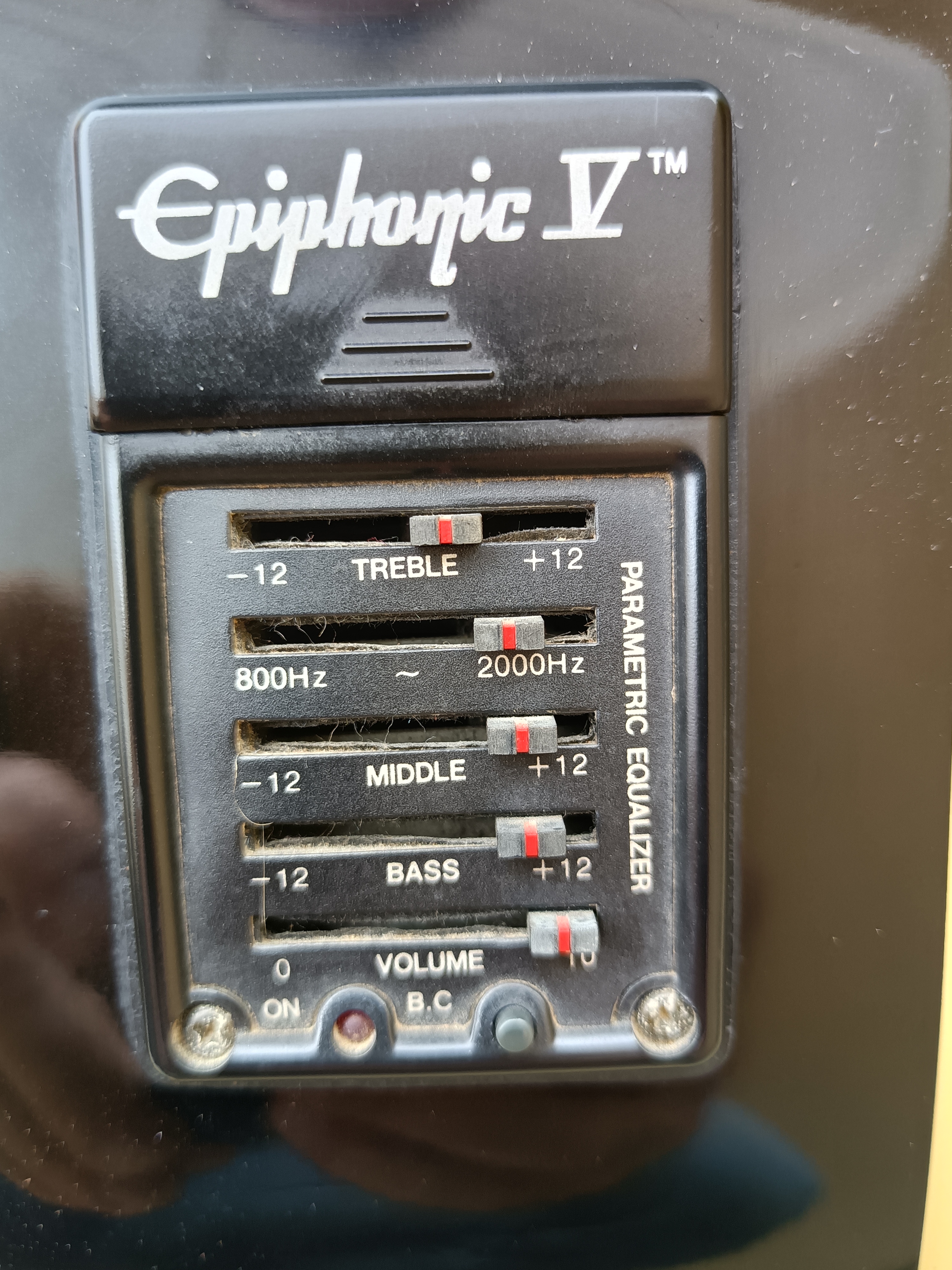 Epiphonic v preamp hotsell
