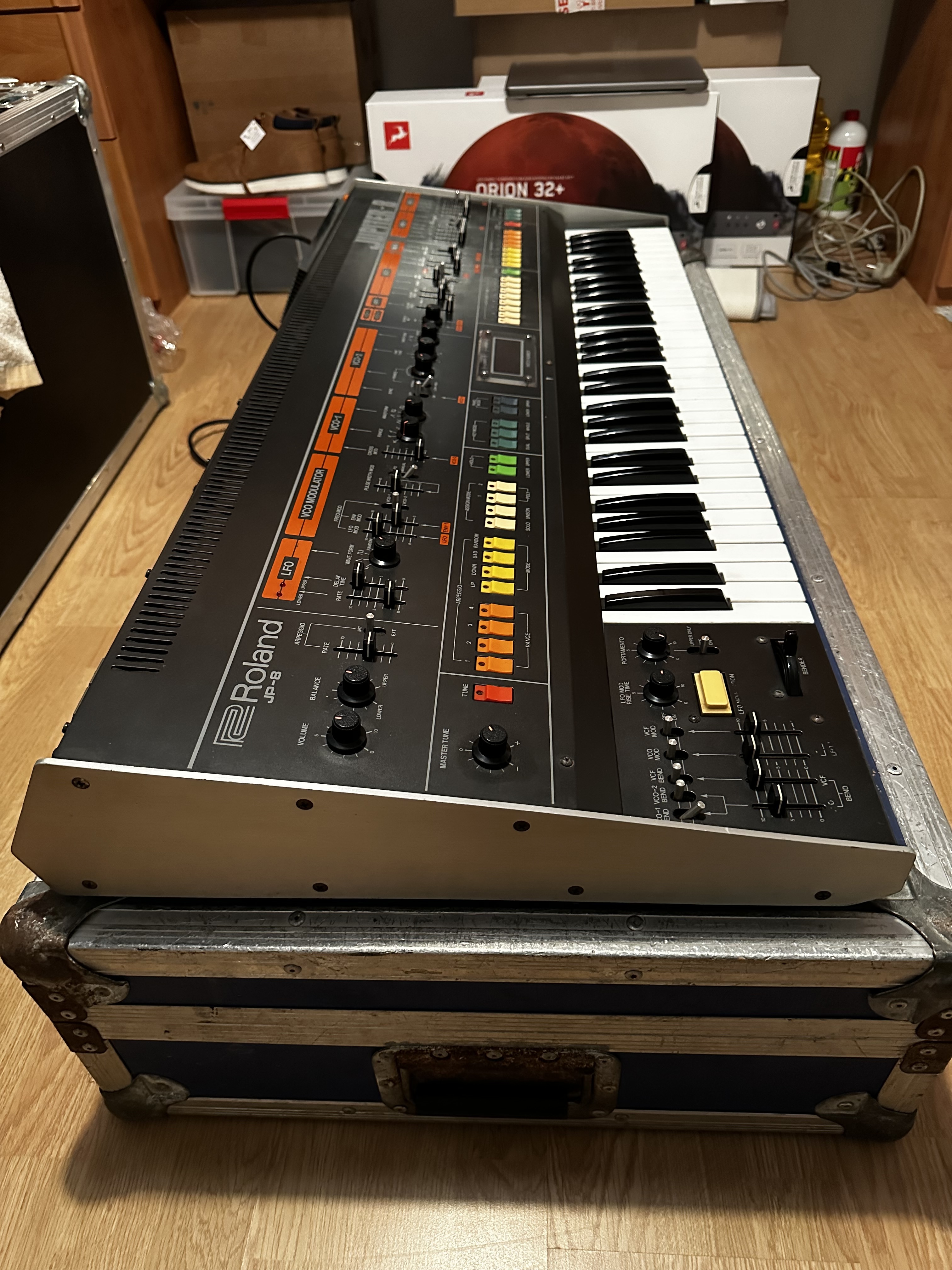 Roland Jupiter-8 (88152)