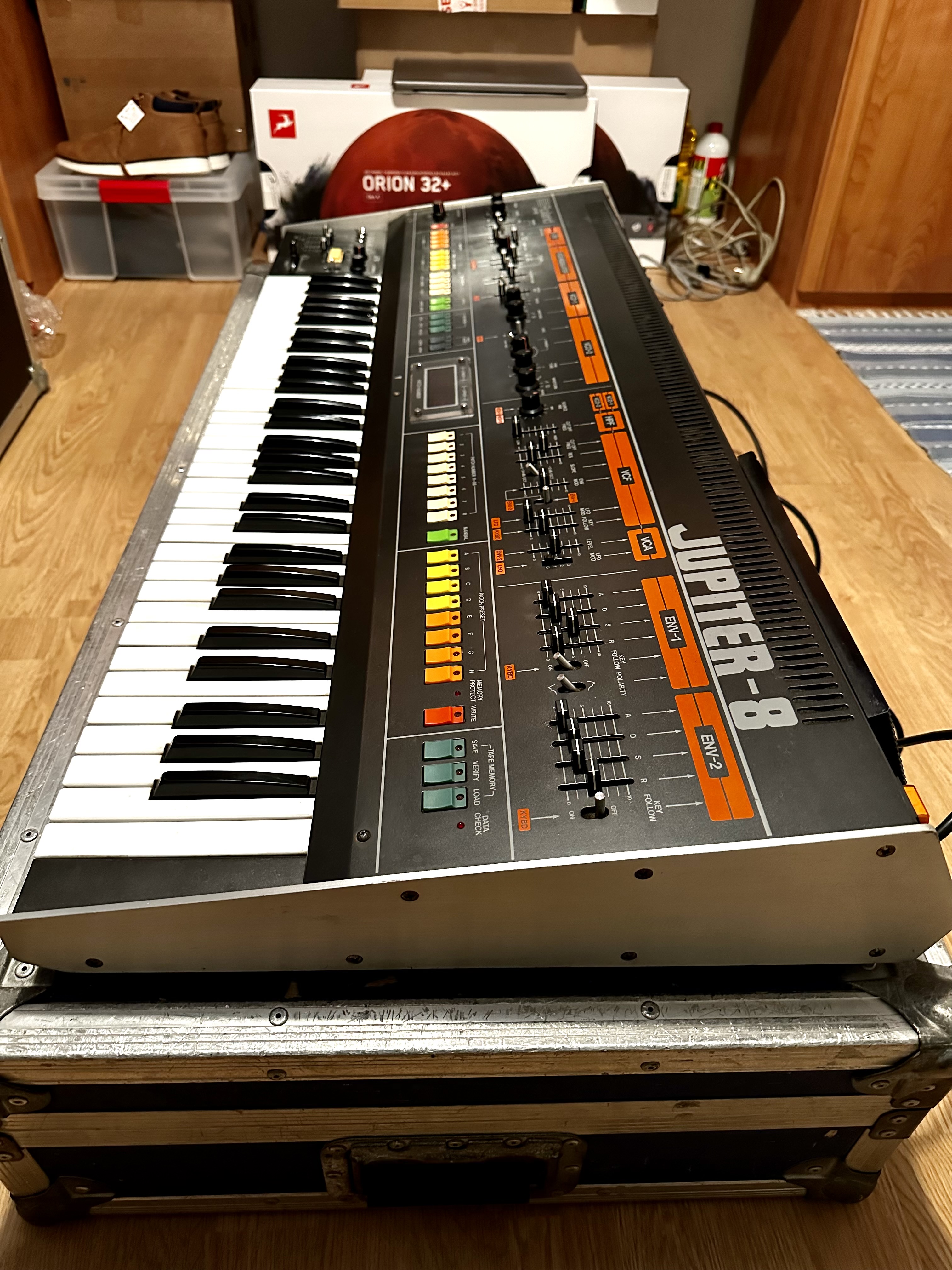 Roland Jupiter-8 (9893)