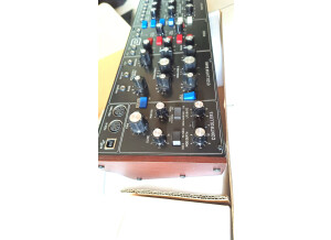 Behringer Model D (28107)