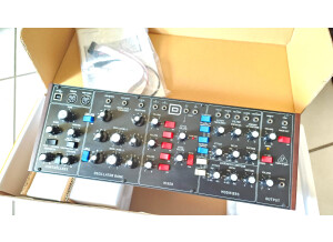 Behringer Model D (26386)