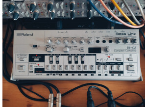 Roland TB-03 (2273)