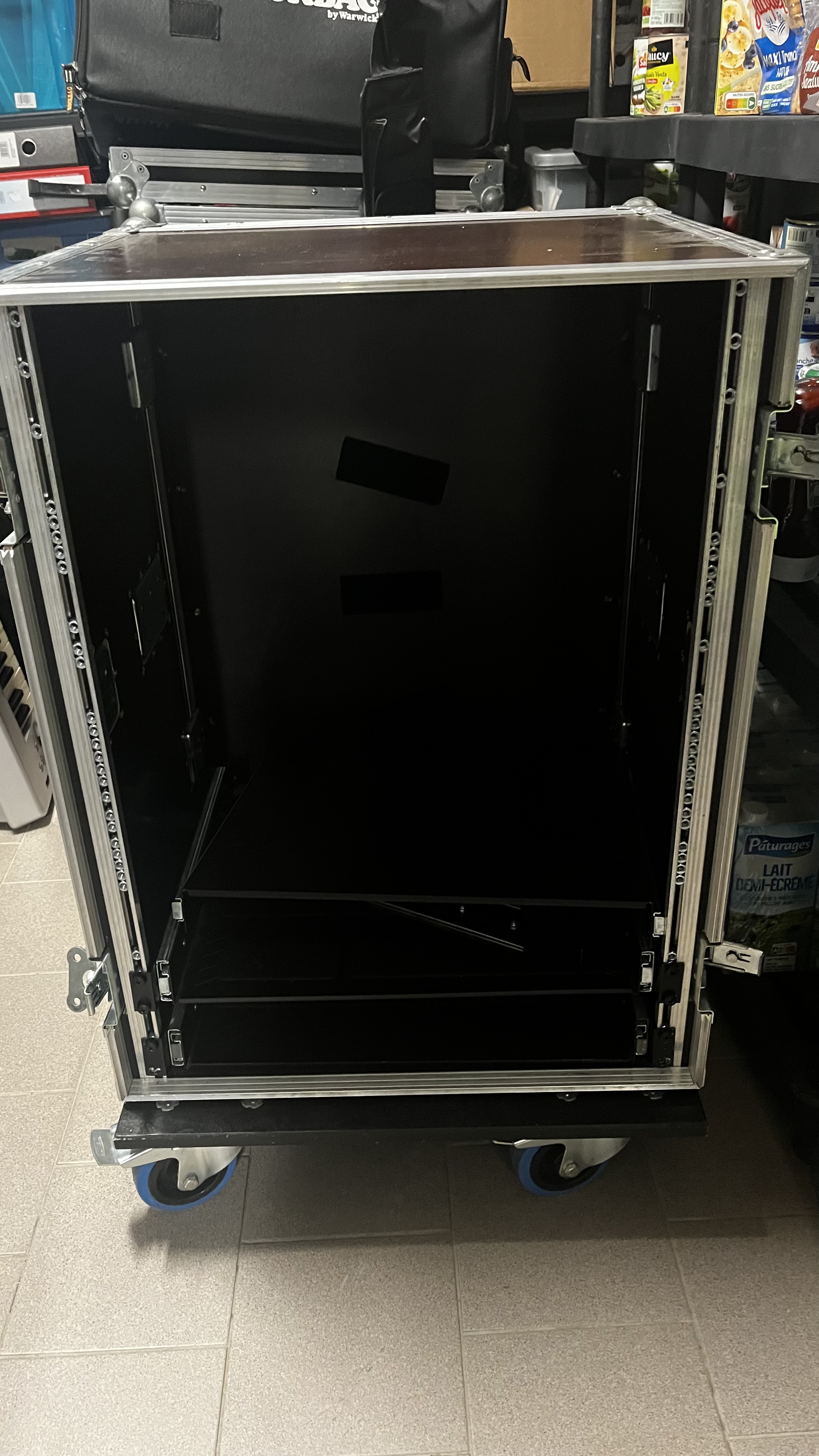 Vend Rack 15U Thon Live - parfait état