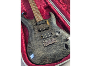 PXL 20241027 121042010.PORTRAIT