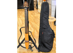 Yamaha SLG100S (1)