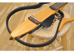Yamaha SLG100S (5)