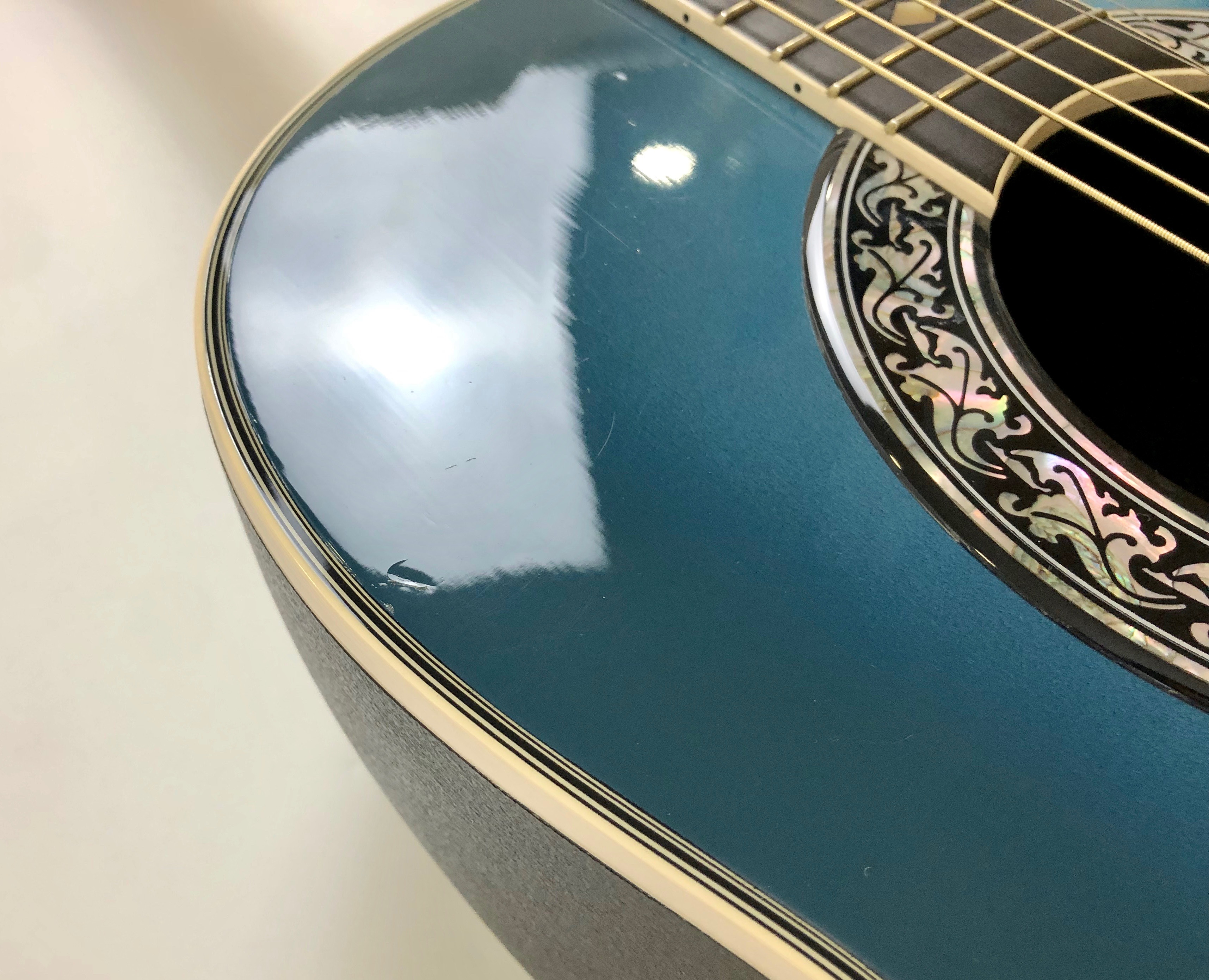 Ovation Collector's Series 1982-8 (74297)