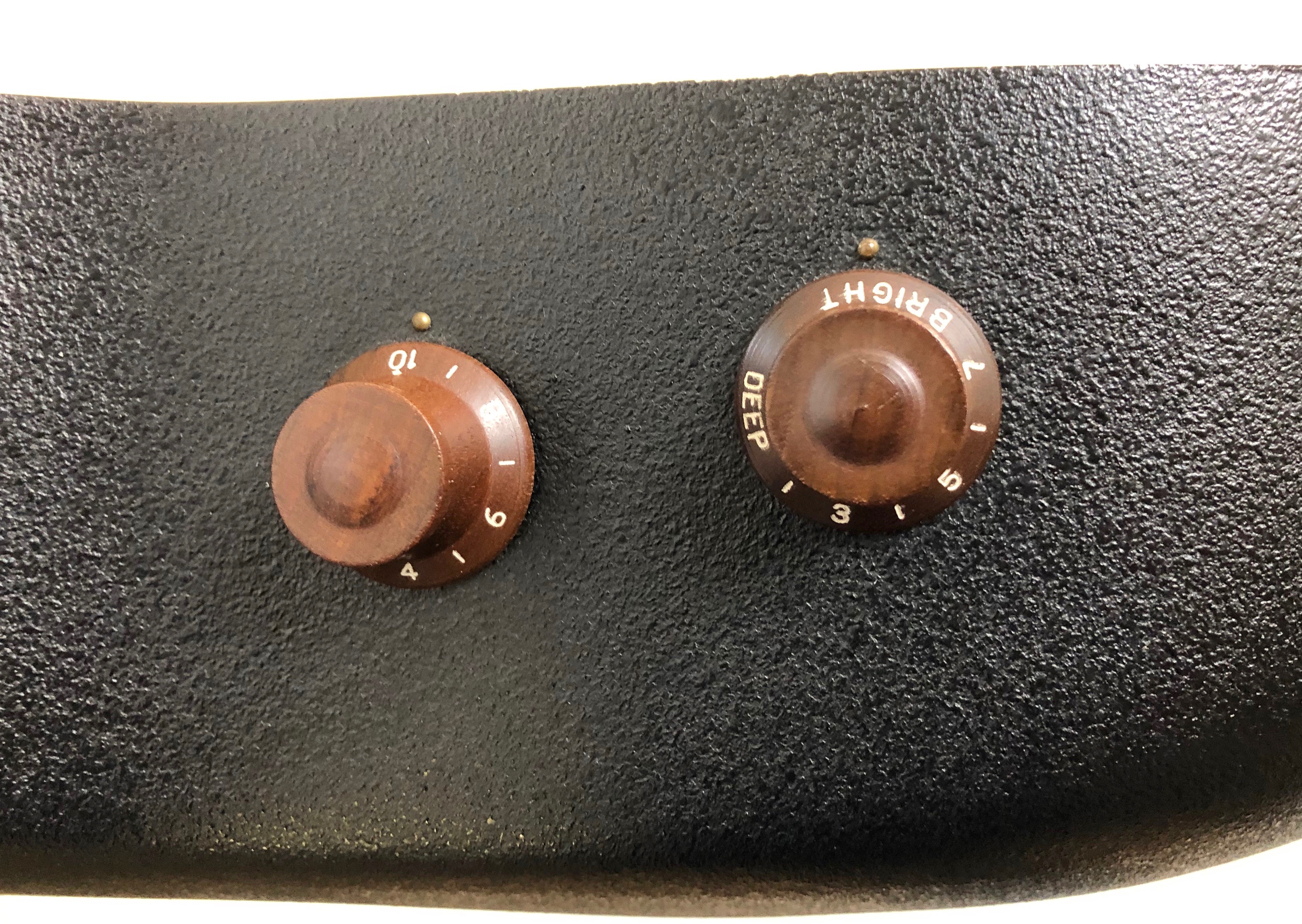 Ovation Collector's Series 1982-8 (99878)