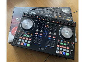 Native Instruments Traktor Kontrol S4 mk2 (89151)