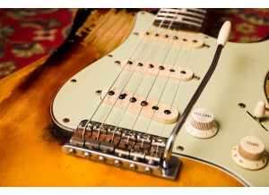 Limited Edition Masterbuilt John Frusciante Stratocaster.Details