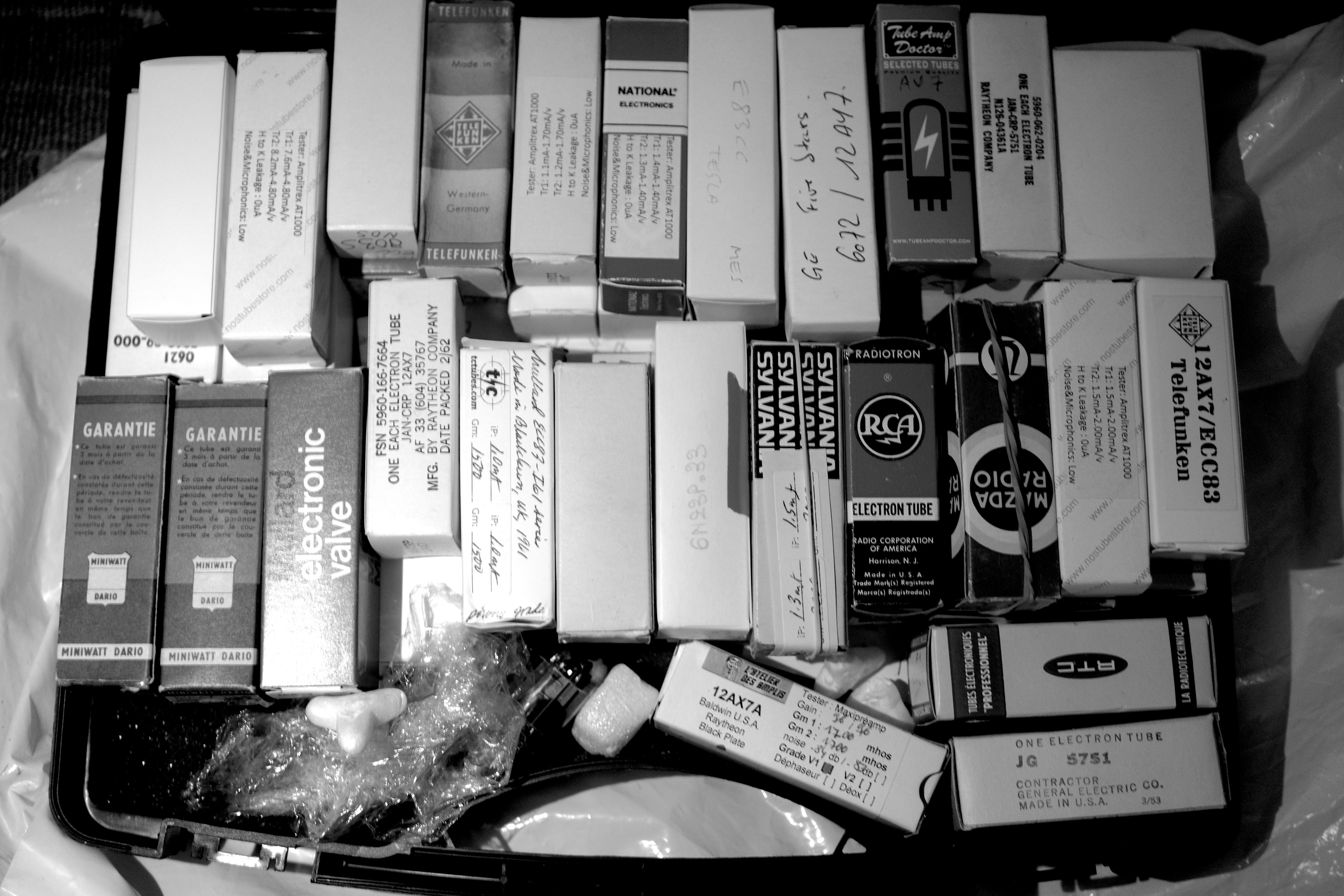  tubes/lampes  NOS 12A ...