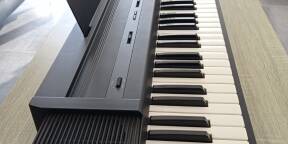 Vends piano numérique Roland