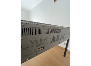 Akai Professional MG1214 (8388)