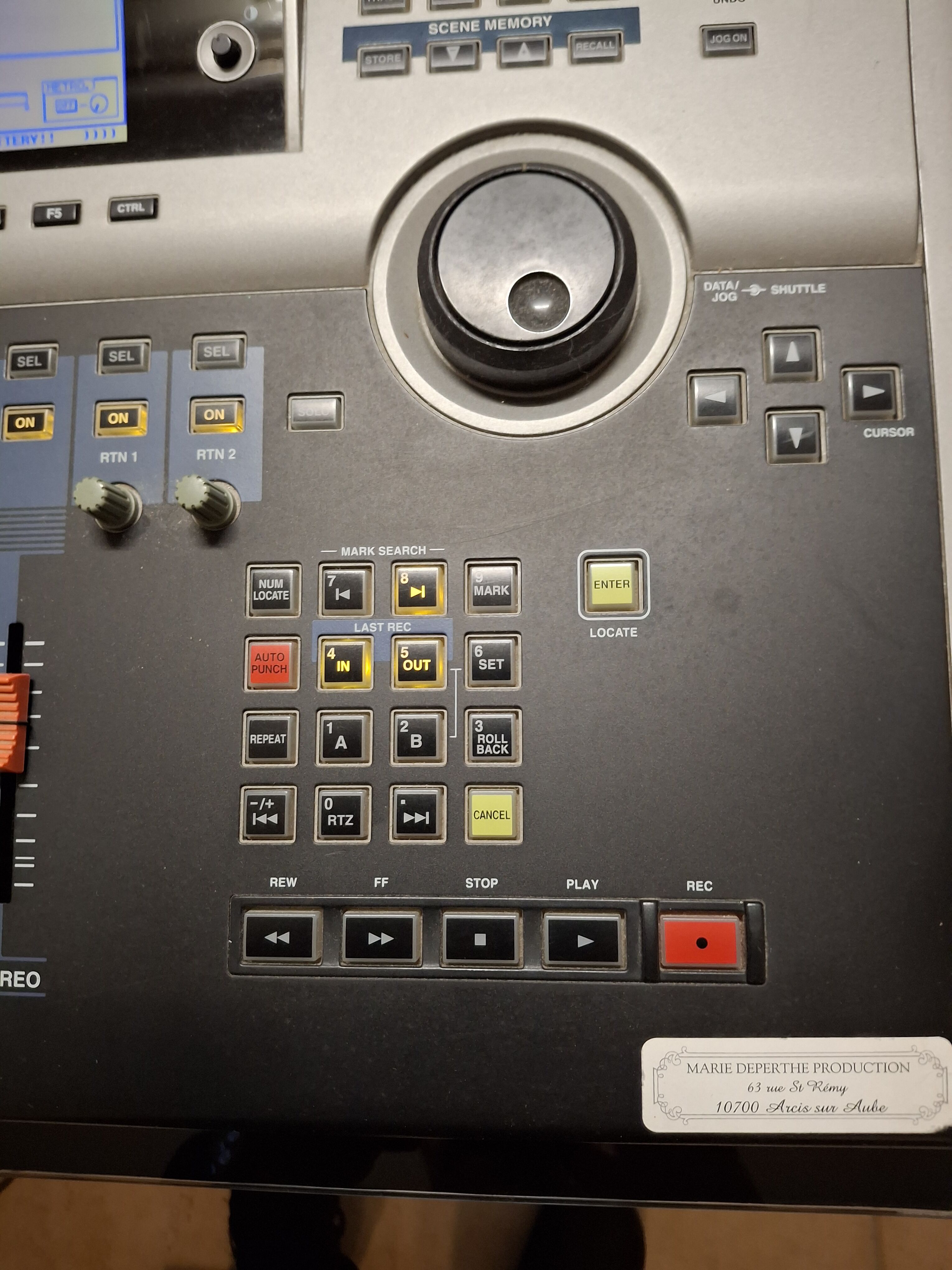 Yamaha AW2816 (2827)