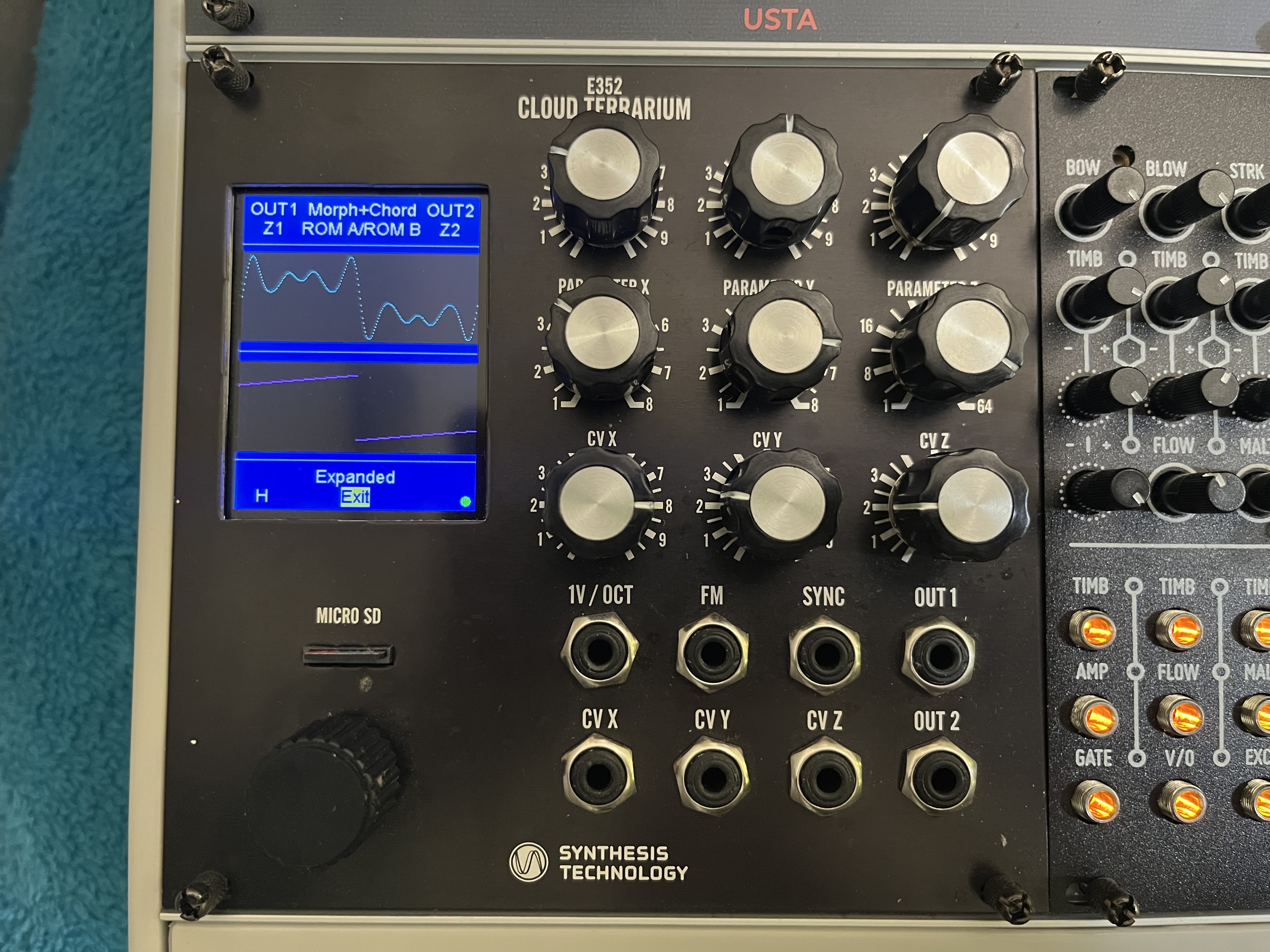 Vend E352 Cloud Terrarium