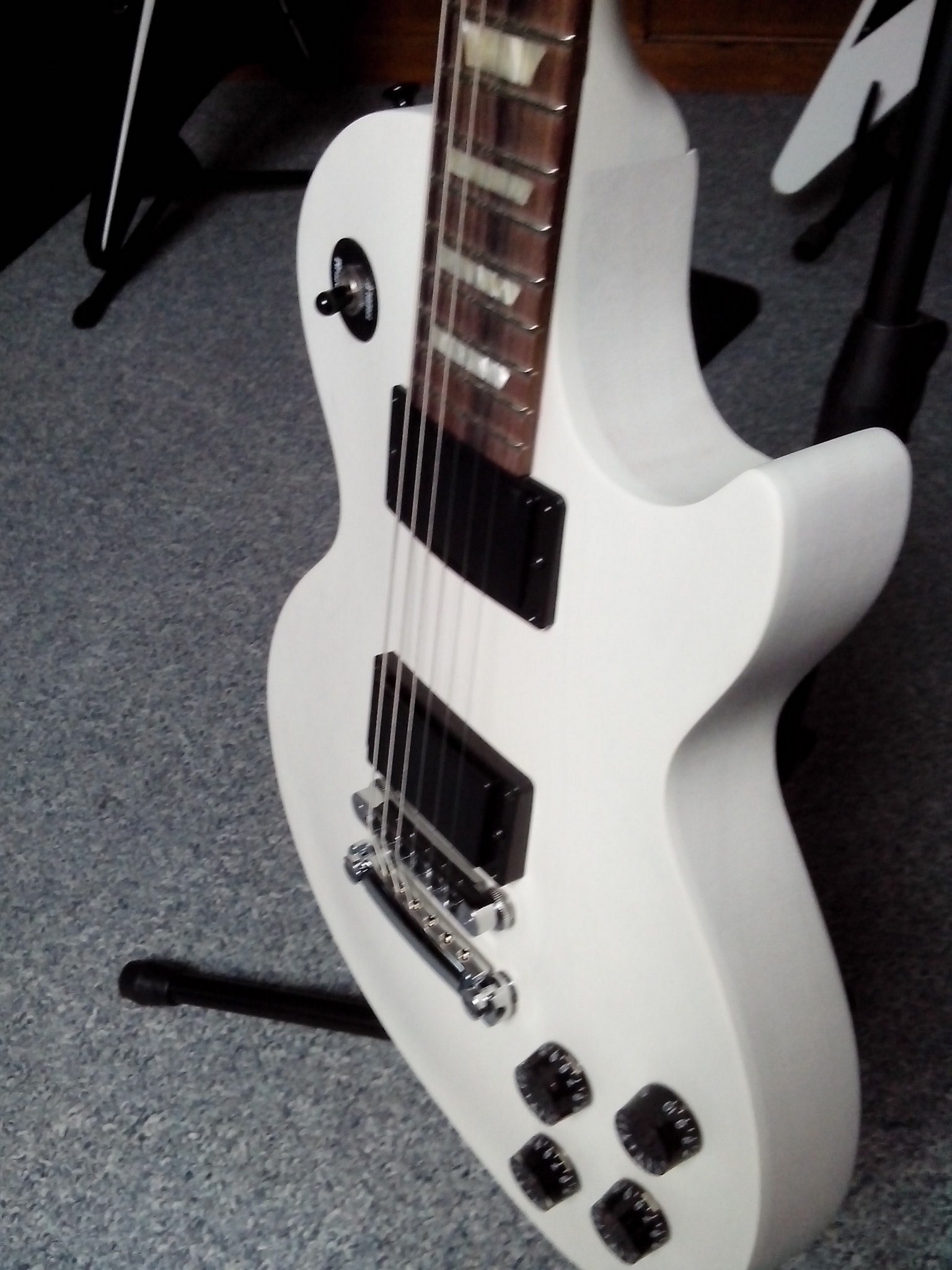FM GIBSON LPJ2013 08