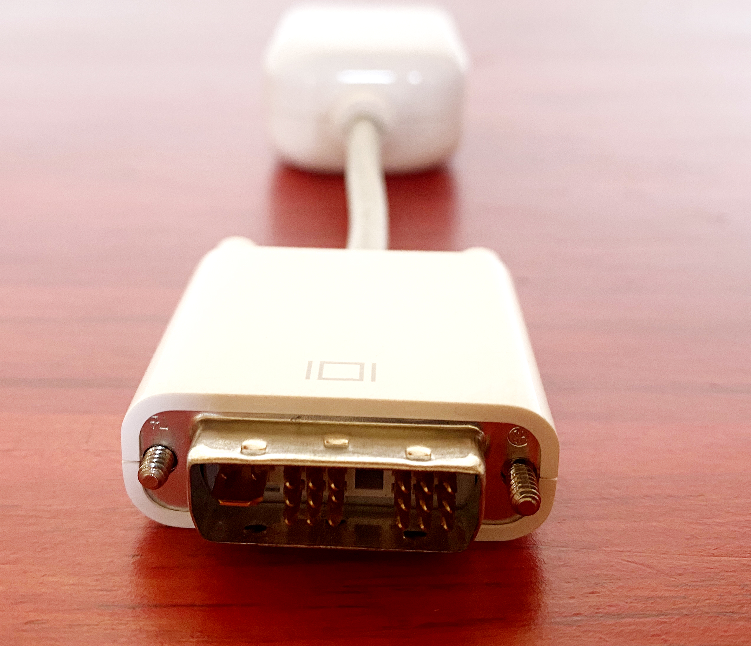 DVI > RCA S-Video 2