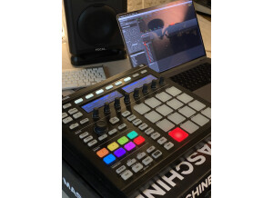 Native Instruments Maschine MKII (52717)