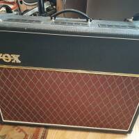 Vends Ampli à lampes guitare et claviers Vox AC30C2