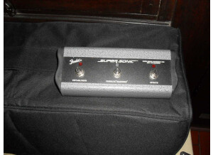 Fender super sonic deux corps