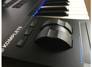 Native Instruments Komplete Kontrol S49 mk2 (61299)