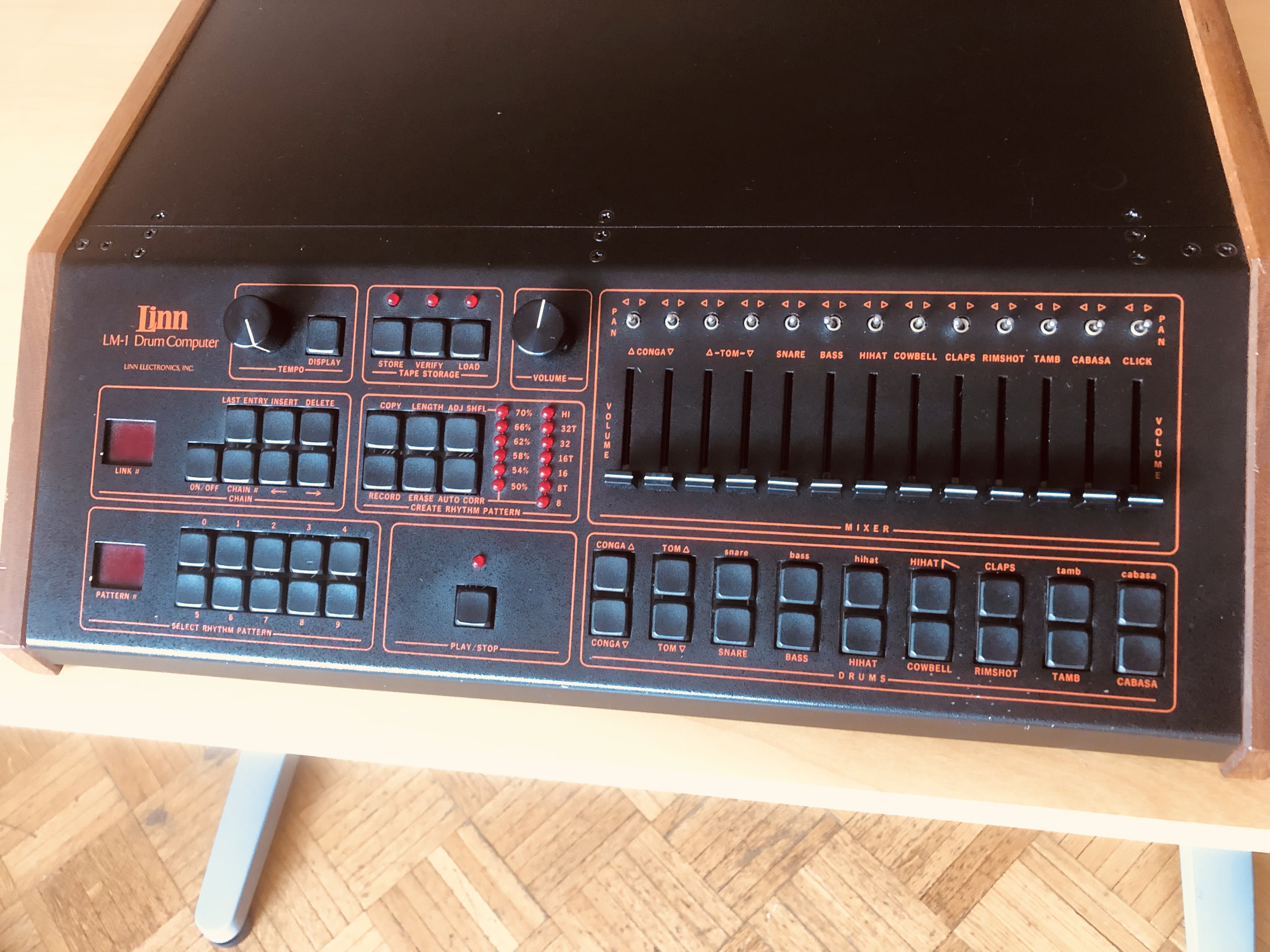 Légendaire LM-1 avec midi