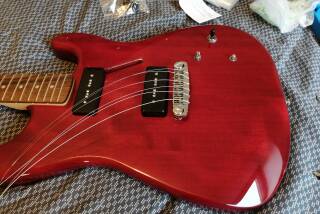 Squier Paranormal Strat-O-Sonic