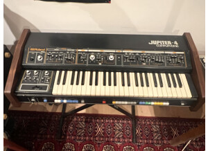 Roland Jupiter-4 (51099)
