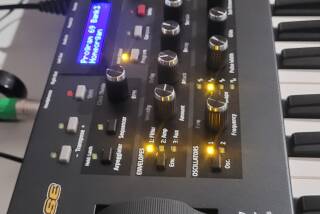 Dave Smith Instruments Mopho SE