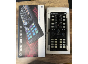Native Instruments Traktor Kontrol X1 mk2 (70770)