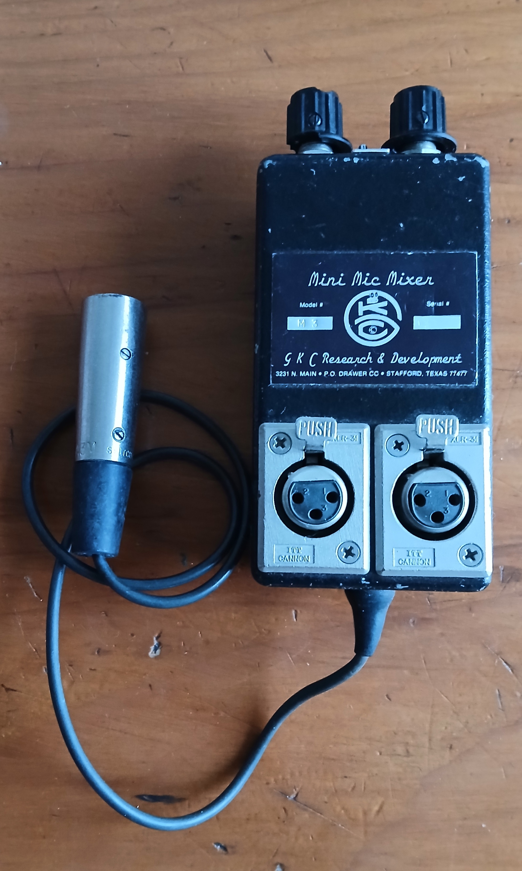 Vends Mini Mic Mixer preamplificateur micro 2 Entrées/ 1 Sortie