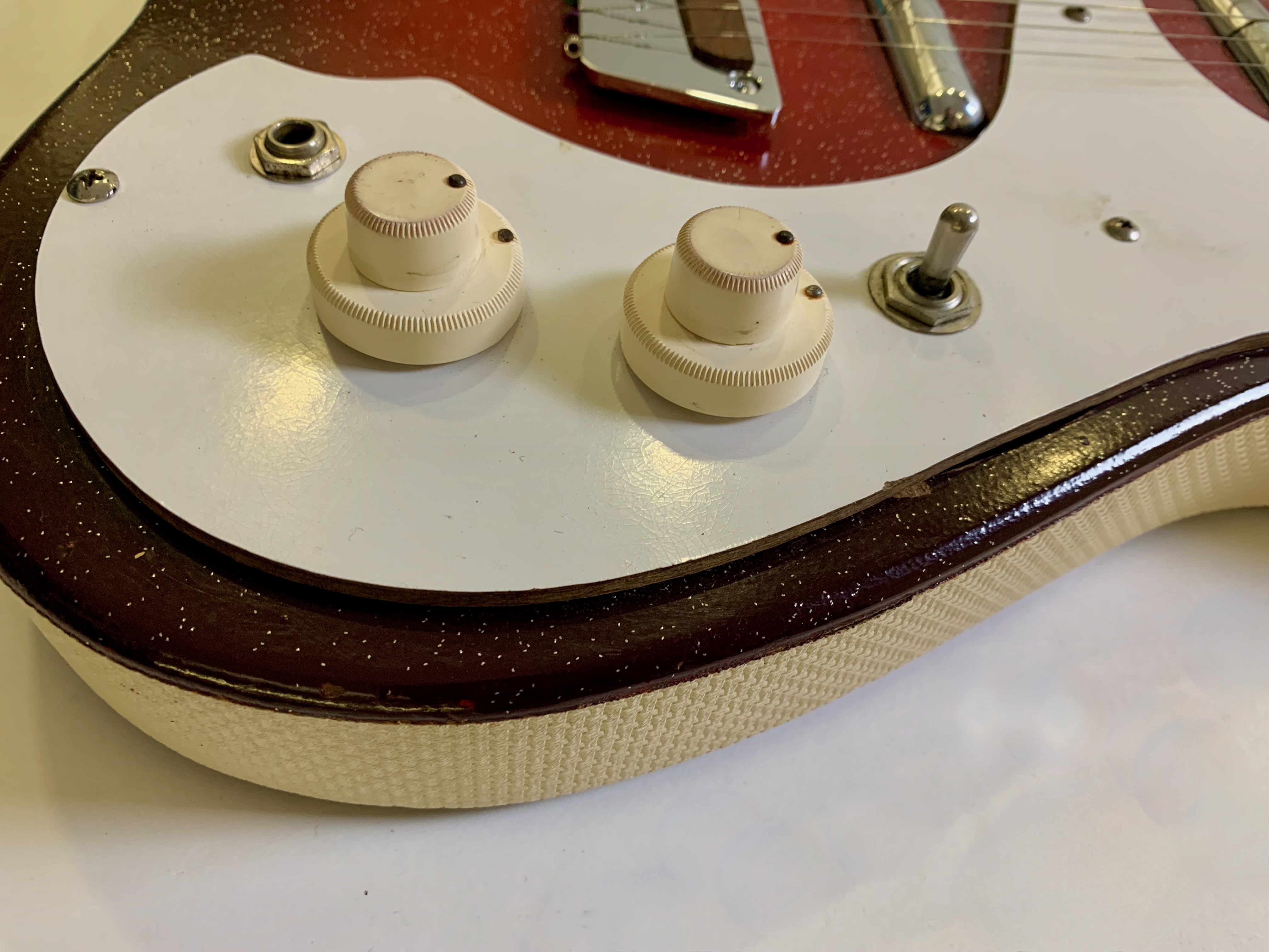 Silvertone 1457 (42266)