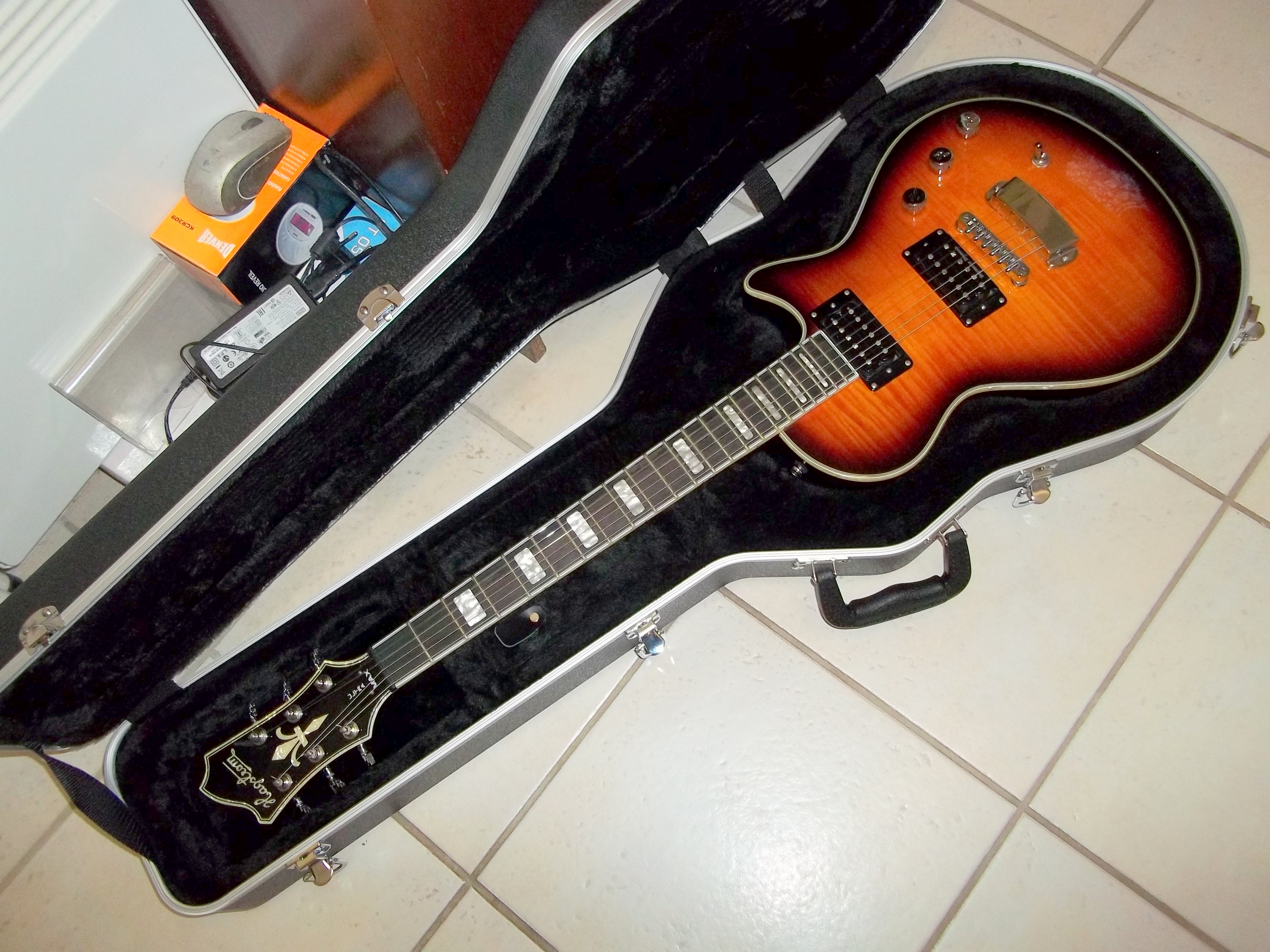 Hagstrom Ultra Max (19111)