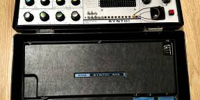 Synthi AKS + carte CV/ Gate revisé - parfait état)