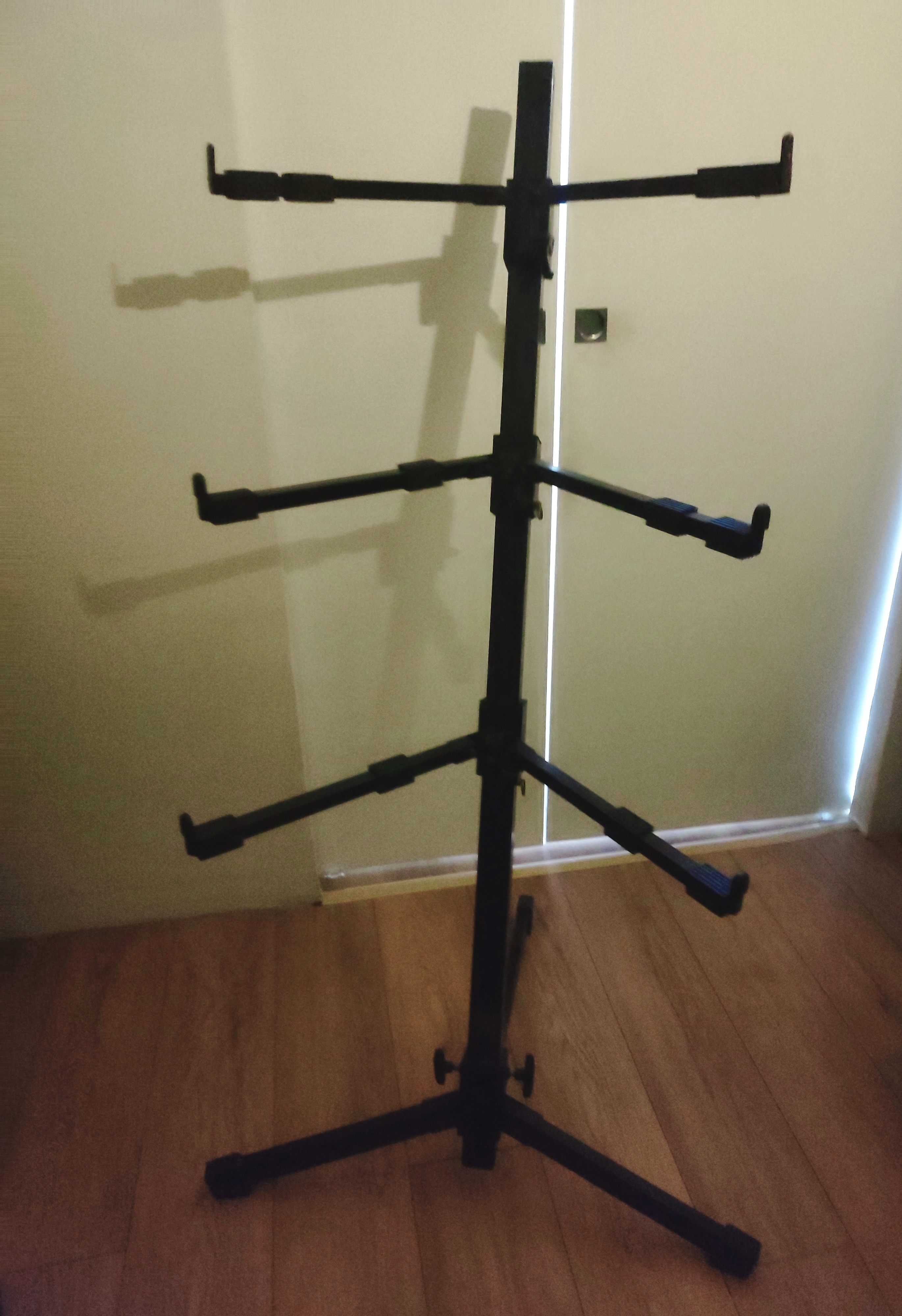 TRÉPIED POUR 3 CLAVIER 