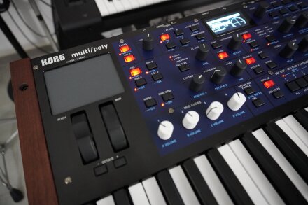 Multi Poly 2tof 10 zoom trois quart gauche Multi Poly 2tof 10 zoom trois quart gauche