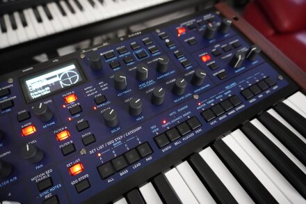 Multi Poly 2tof 11 zoom trois quart droite Multi Poly 2tof 11 zoom trois quart droite