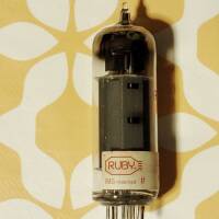 Tube Ruby EL 84
