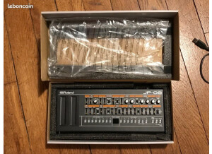 Roland JP-08 (30039)
