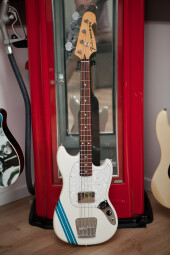 Fender Pawn Shop Mustang Bass Fender Pawn Shop Mustang Bass