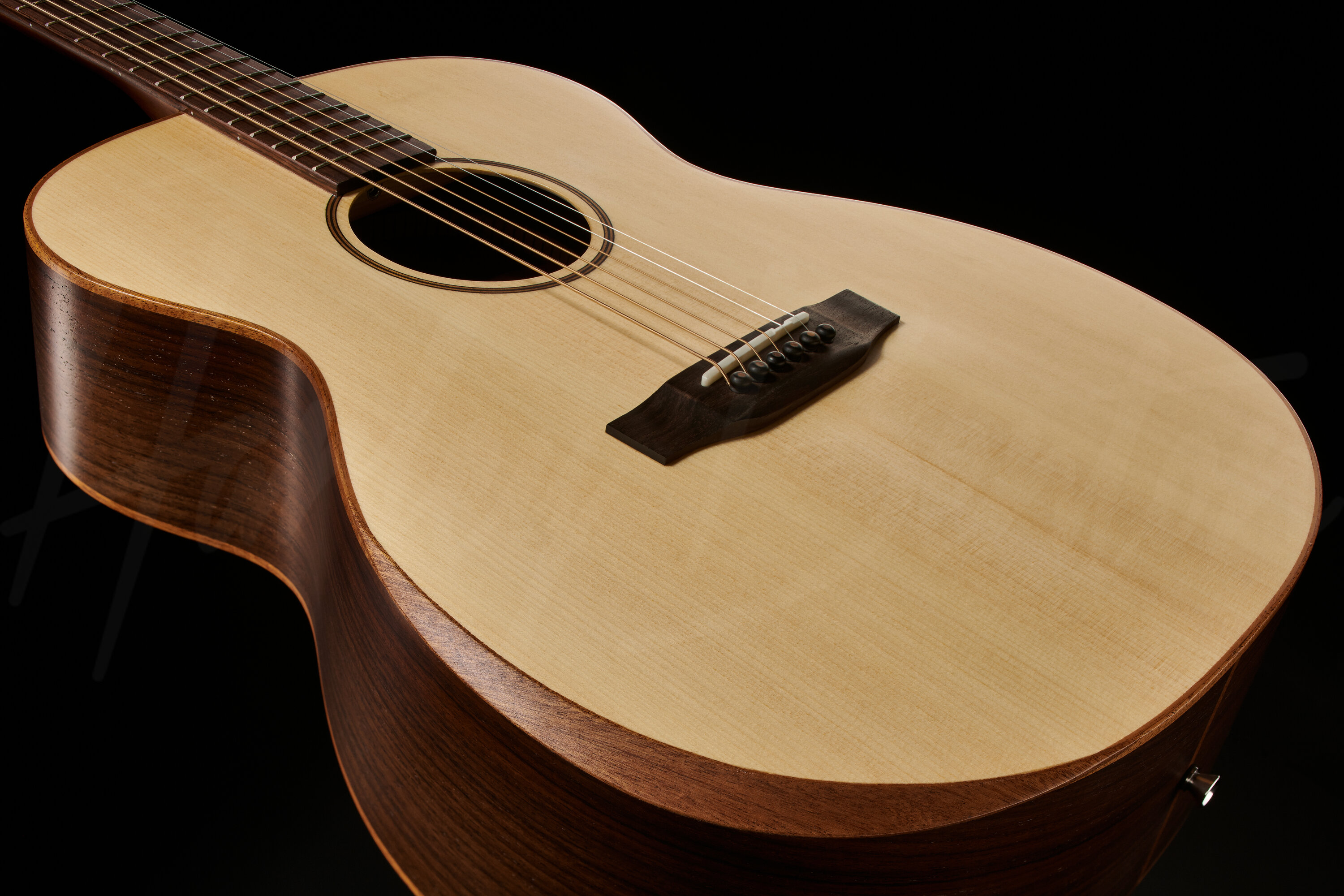 Harley Benton CLO-70SR : CLO-70SRArmrest