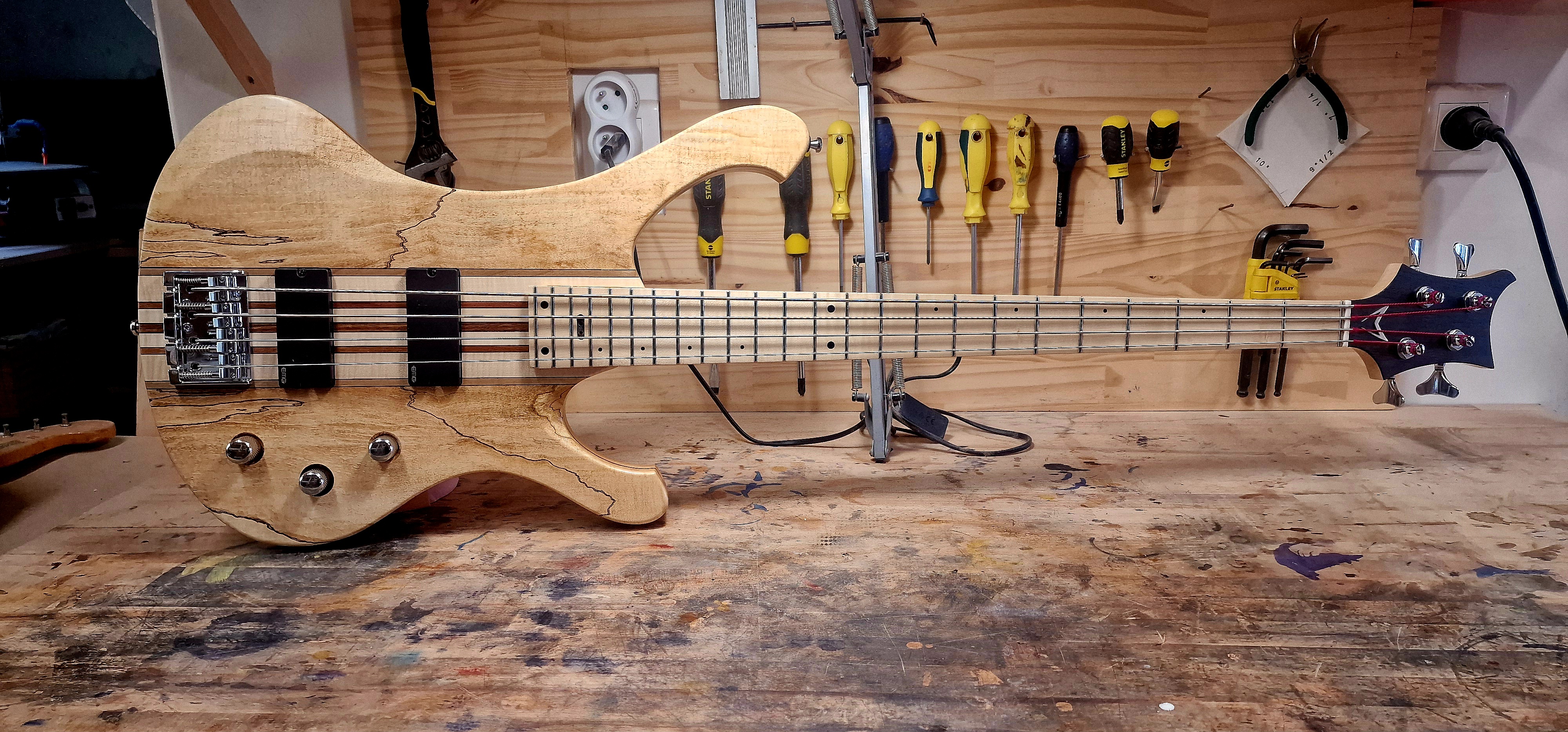 Vds Basse 4 cordes MPL Micros EMG