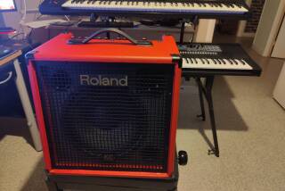 Roland KC-350