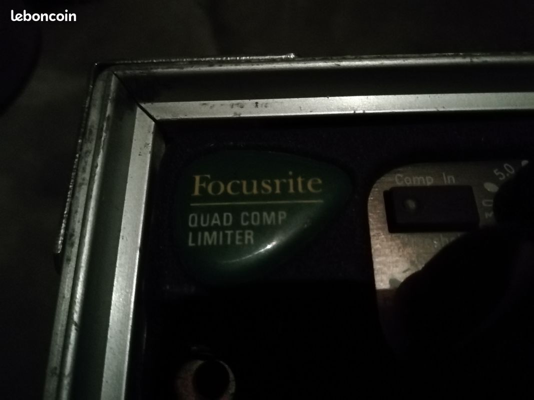 Vend quadriple compresseur focusrite green 