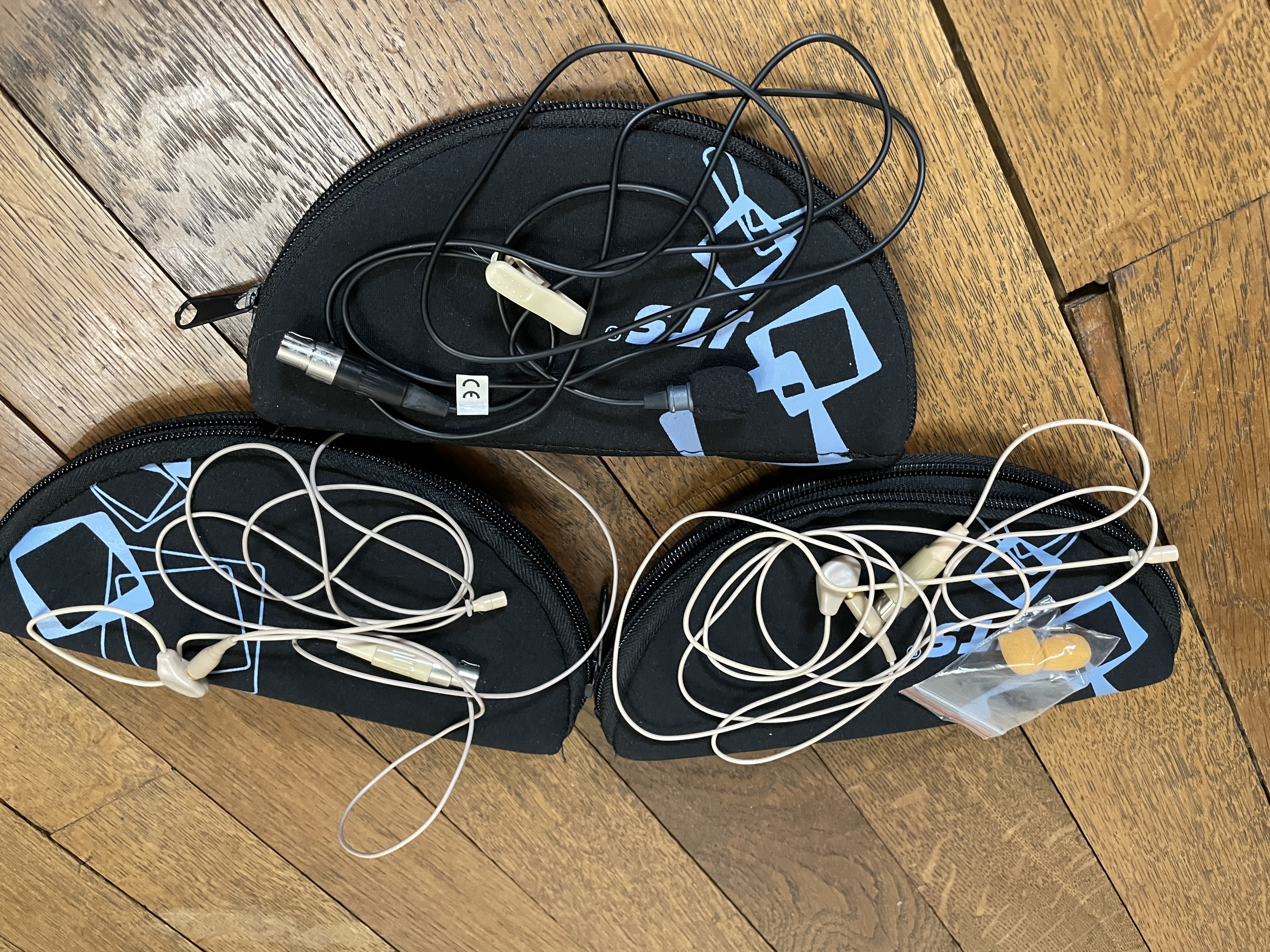 Micro Tour d'oreille beige JTS CM-801 F