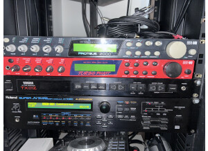 Roland JV-1080 (26205)