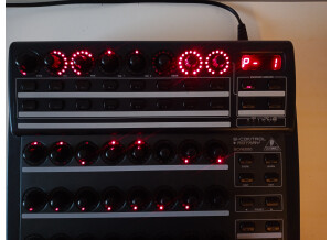 Behringer B-Control Rotary BCR2000 (90769)