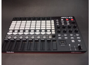 Akai 3